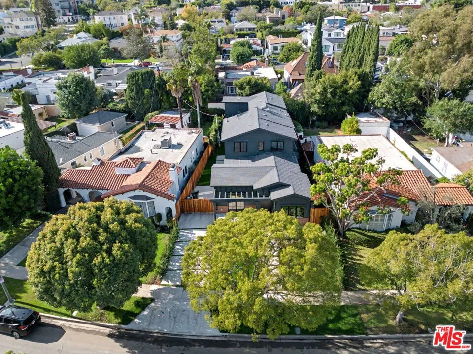 1823 S Shenandoah Street Los Angeles, CA 90035