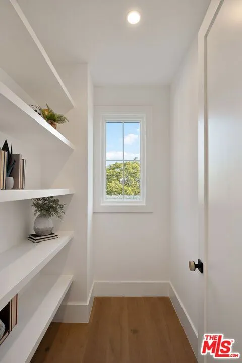 1823 S Shenandoah Street Los Angeles, CA 90035