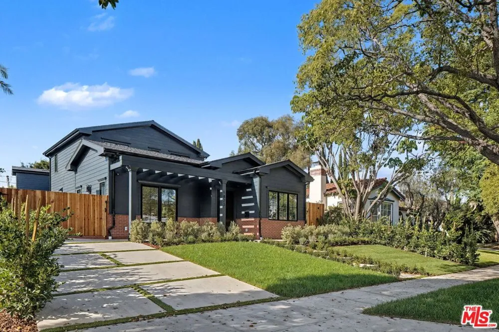 1823 S Shenandoah Street Los Angeles, CA 90035