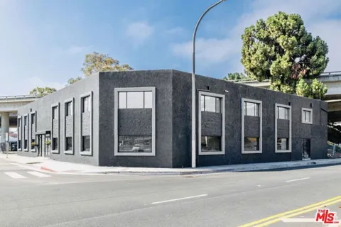 11520 Jefferson Boulevard