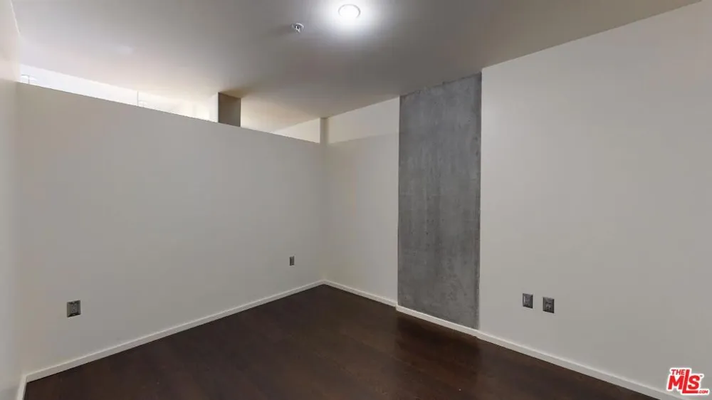 1155 S Grand Avenue #1108 Los Angeles, CA 90015