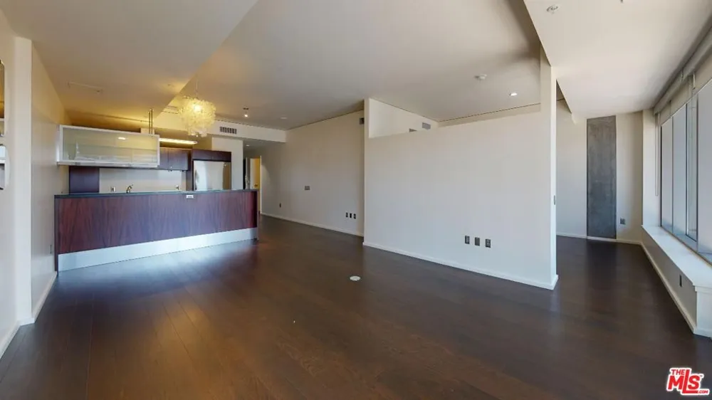 1155 S Grand Avenue #1108 Los Angeles, CA 90015