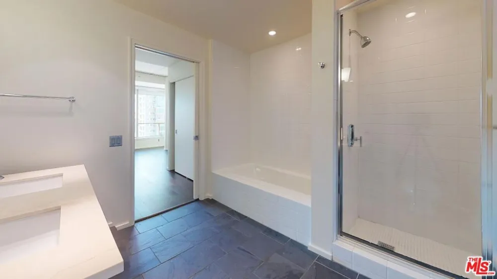 1155 S Grand Avenue #1108 Los Angeles, CA 90015