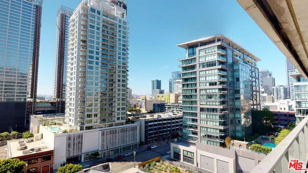 1155 S Grand Avenue #1108 Los Angeles, CA 90015