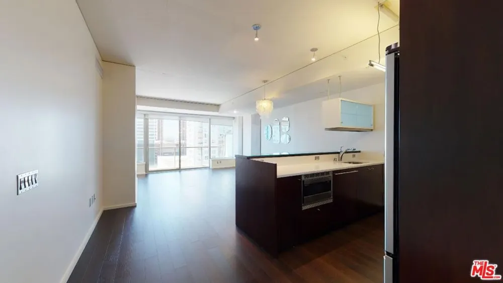 1155 S Grand Avenue #1108 Los Angeles, CA 90015