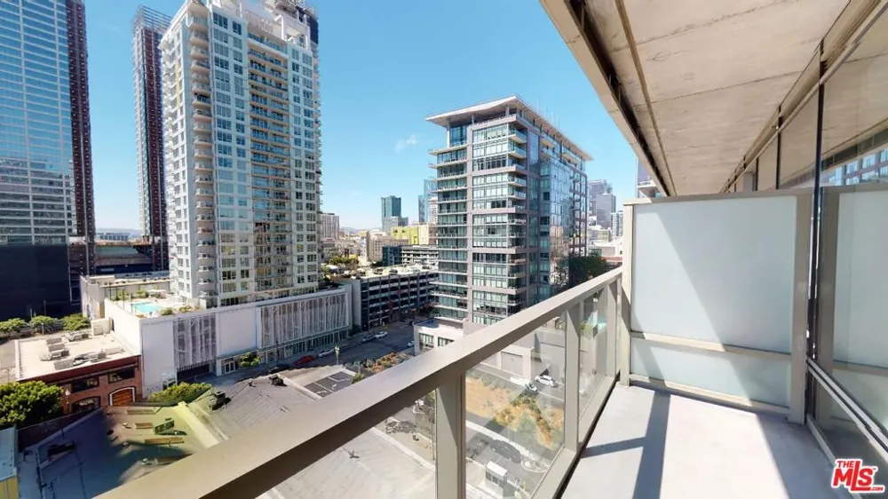 1155 S Grand Avenue #1108 Los Angeles, CA 90015