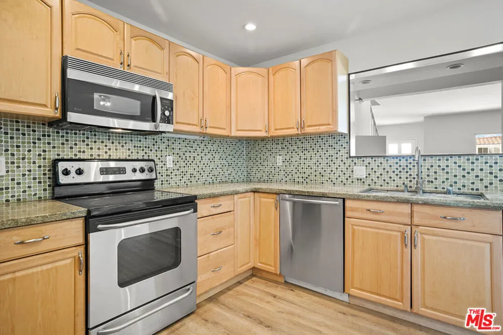 28248 Rey De Copas Lane ##23 Malibu, CA 90265