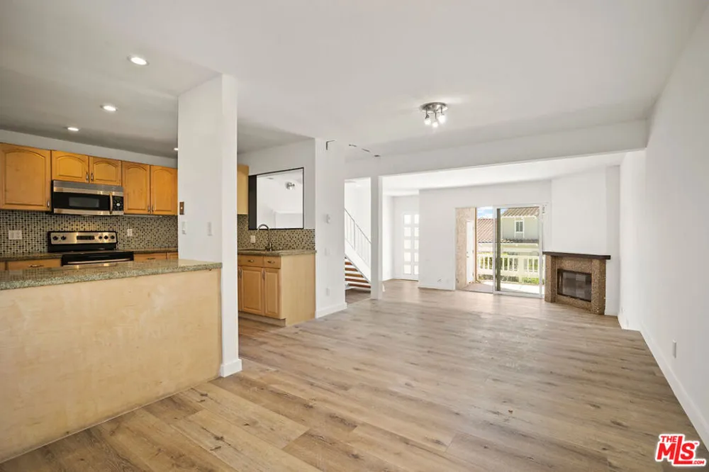 28248 Rey De Copas Lane ##23 Malibu, CA 90265