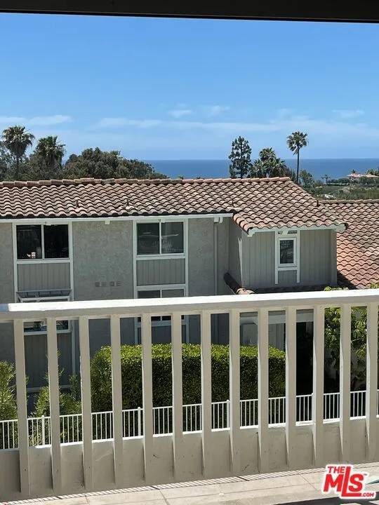 28248 Rey De Copas Lane ##23 Malibu, CA 90265