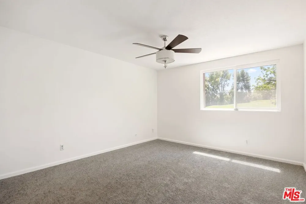 24817 Sand Wedge Lane Santa Clarita, CA 91355