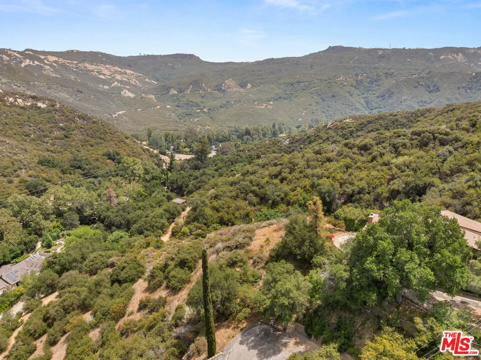 24677 Dry Canyon Cold Creek Road Calabasas, CA 91302