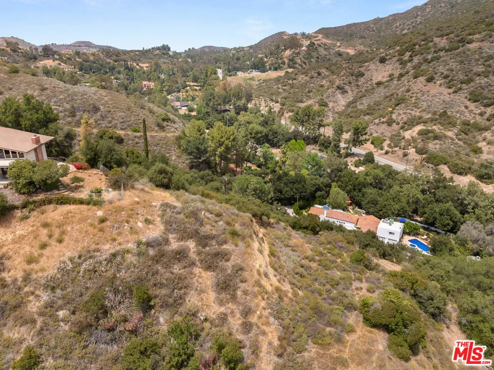24677 Dry Canyon Cold Creek Road Calabasas, CA 91302