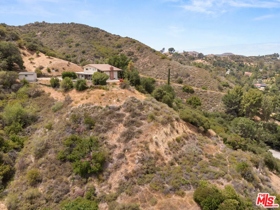 24677 Dry Canyon Cold Creek Road Calabasas, CA 91302