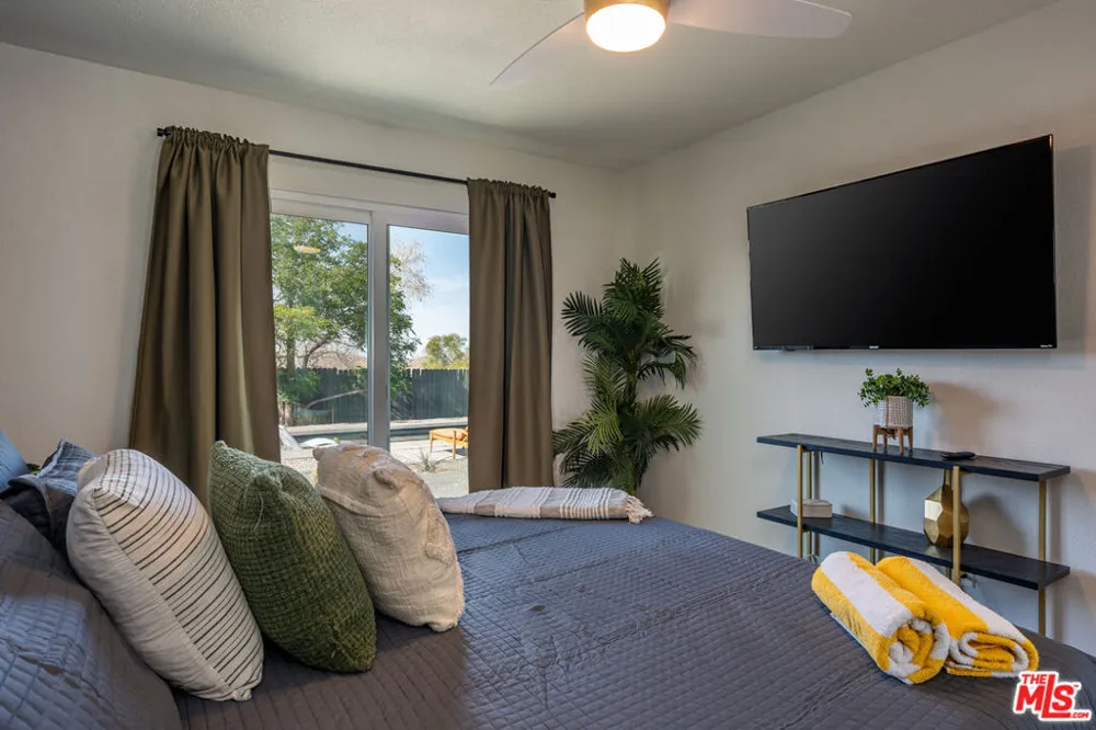 61664 Crest Circle Drive Joshua Tree, CA 92252