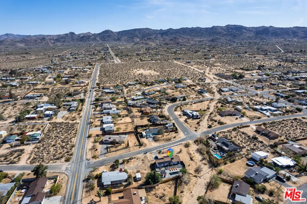 61664 Crest Circle Drive Joshua Tree, CA 92252