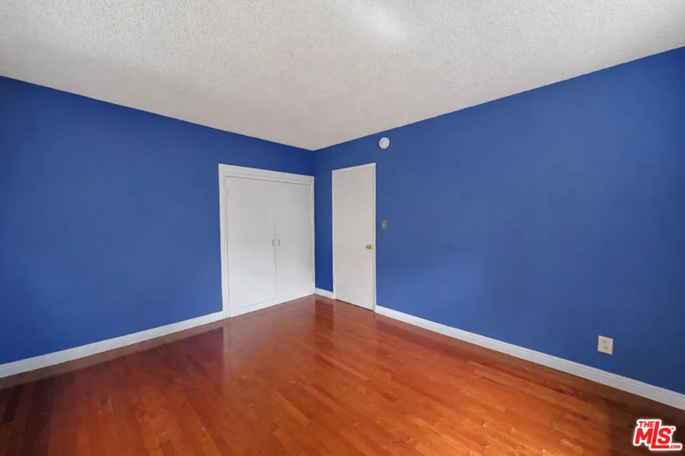 941 San Vicente Boulevard #4 West Hollywood, CA 90069