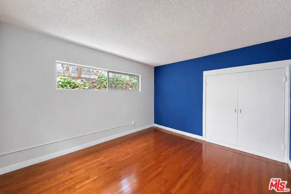 941 San Vicente Boulevard #4 West Hollywood, CA 90069