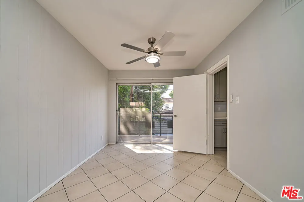 835 S Norton Avenue ##15 Los Angeles, CA 90005