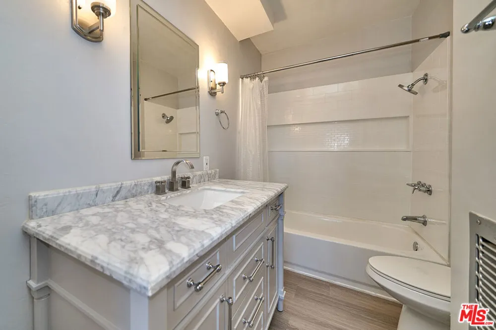 835 S Norton Avenue ##15 Los Angeles, CA 90005