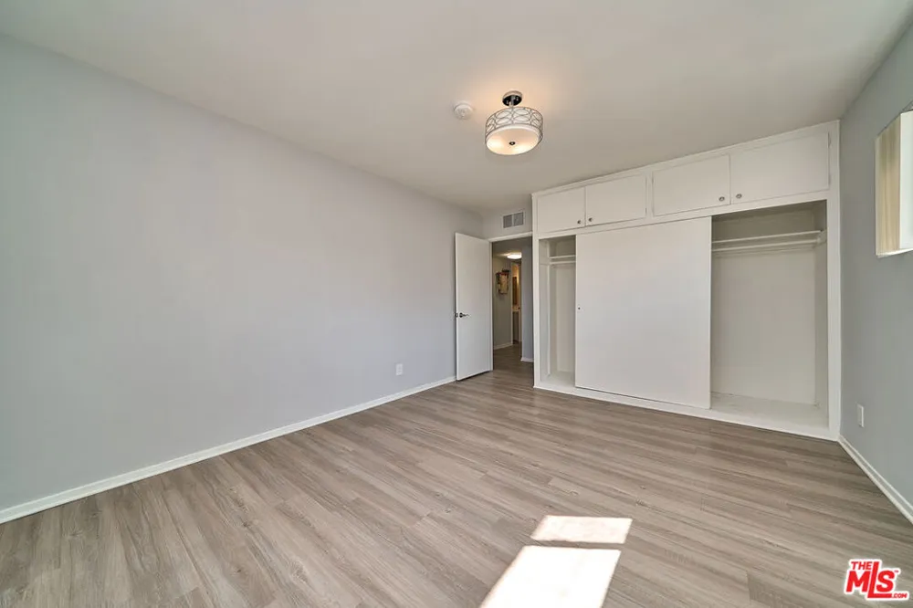 835 S Norton Avenue ##15 Los Angeles, CA 90005