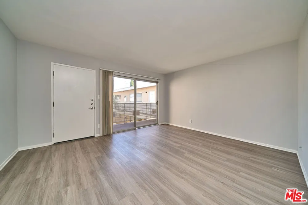 835 S Norton Avenue ##15 Los Angeles, CA 90005