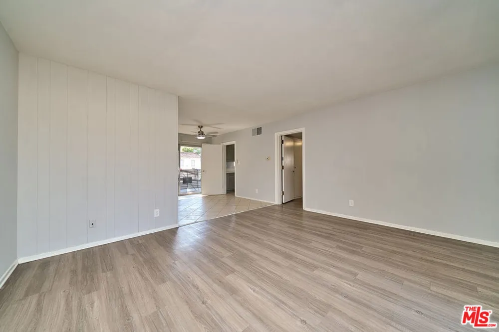 835 S Norton Avenue ##15 Los Angeles, CA 90005