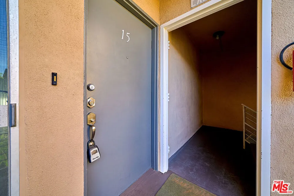 835 S Norton Avenue ##15 Los Angeles, CA 90005