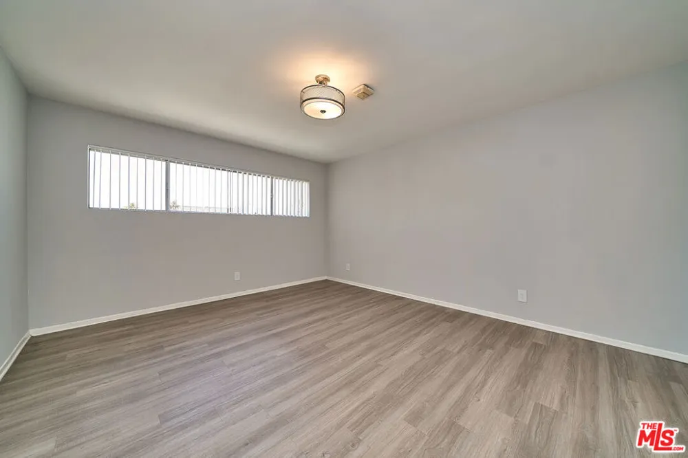 835 S Norton Avenue ##15 Los Angeles, CA 90005