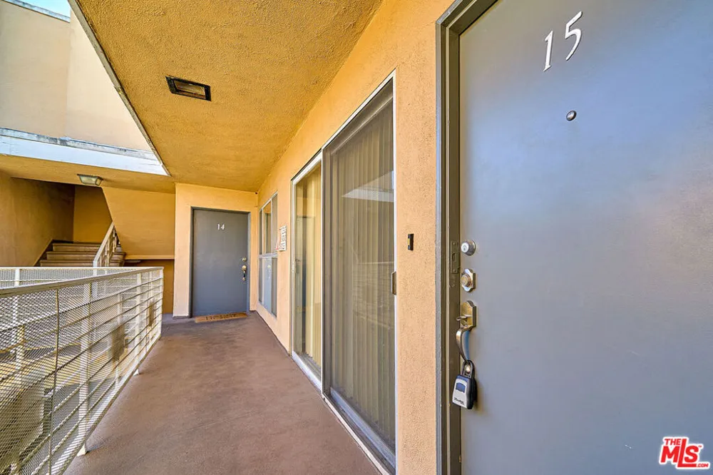 835 S Norton Avenue ##15 Los Angeles, CA 90005