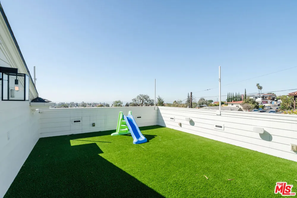 1226 Monument Street Los Angeles, CA 90272