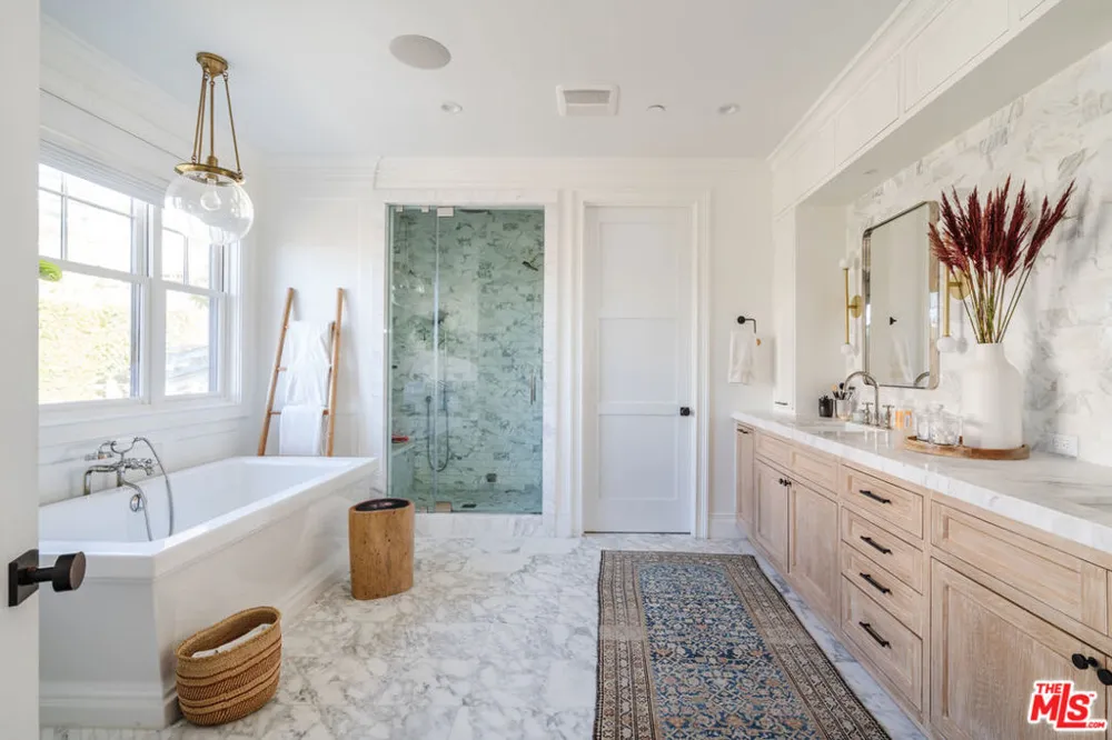 1226 Monument Street Los Angeles, CA 90272