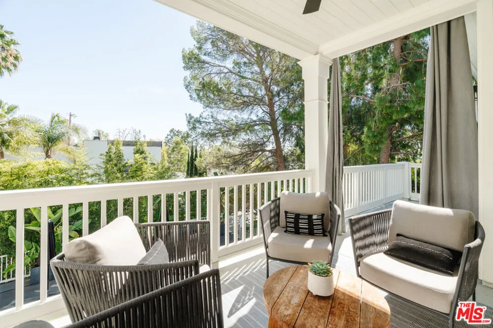1226 Monument Street Los Angeles, CA 90272