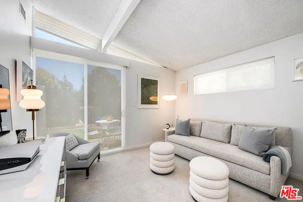 1331 Casiano Road Bel Air, CA 90049