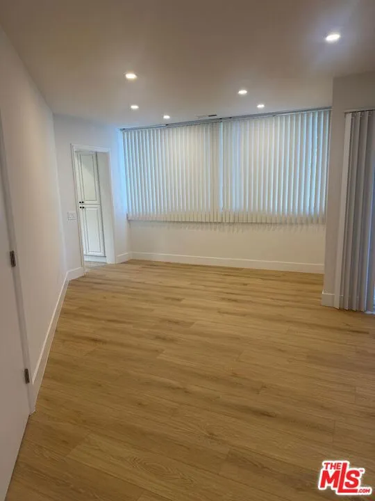 223 S Lasky Drive Beverly Hills, CA 90212