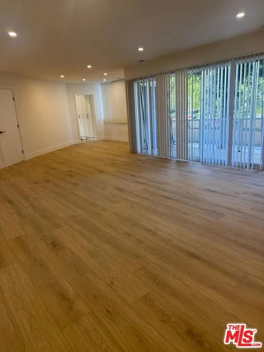 223 S Lasky Drive Beverly Hills, CA 90212