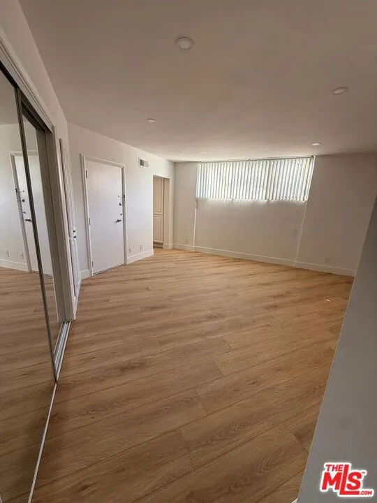 223 S Lasky Drive Beverly Hills, CA 90212