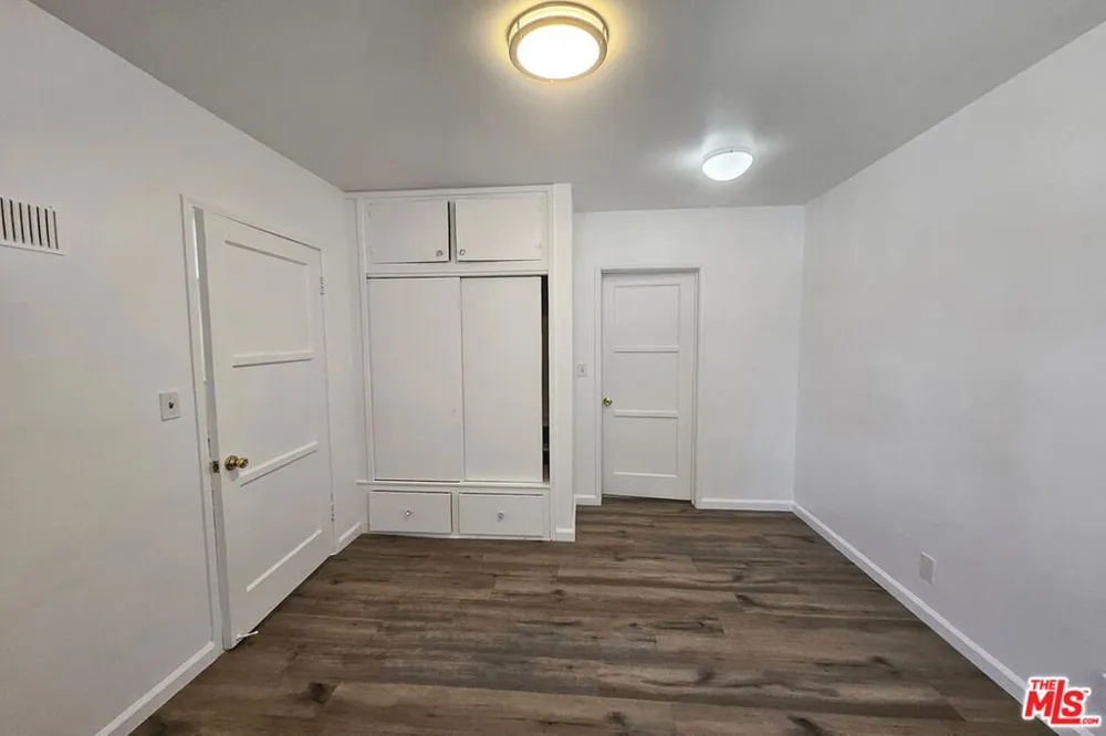 1341 Keystone Street Burbank, CA 91506