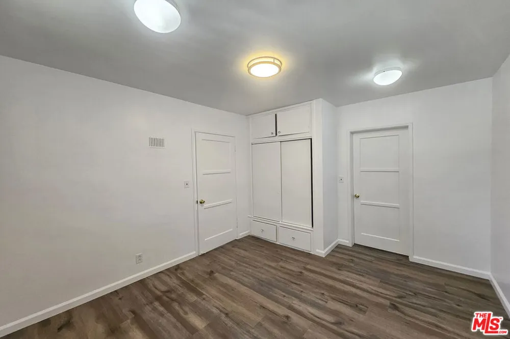 1341 Keystone Street Burbank, CA 91506
