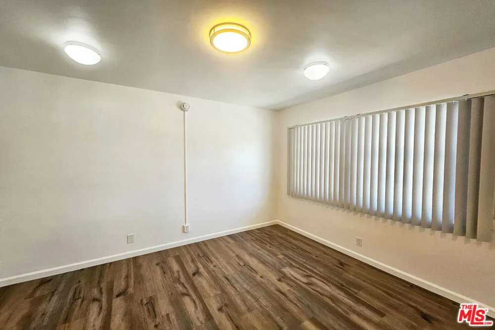 1341 Keystone Street Burbank, CA 91506