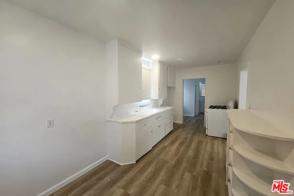 1341 Keystone Street Burbank, CA 91506