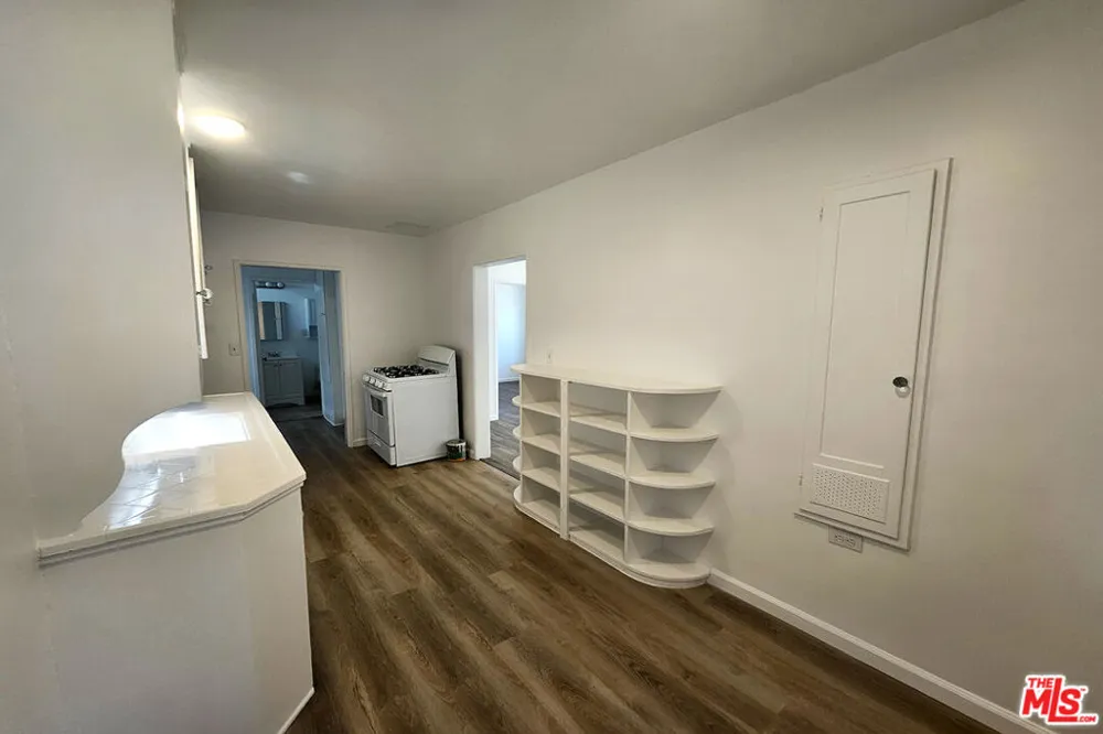 1341 Keystone Street Burbank, CA 91506