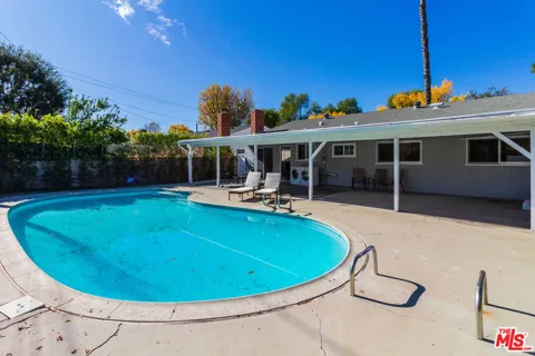 6966 SEDAN AVENUE