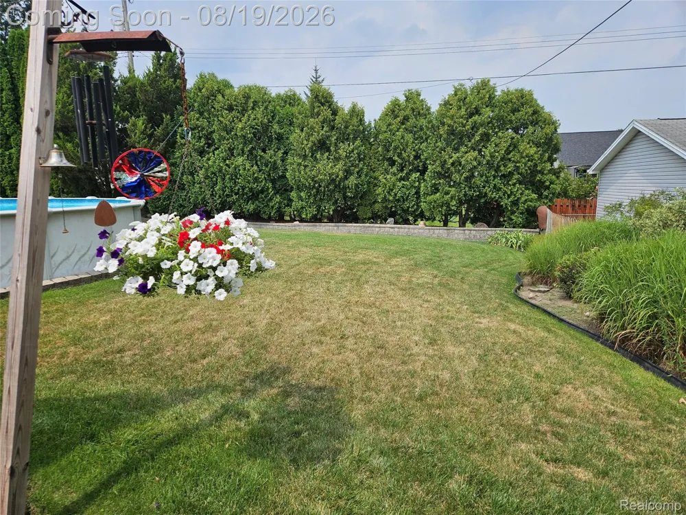 4090 Violet Avenue St Clair Township, MI 48079