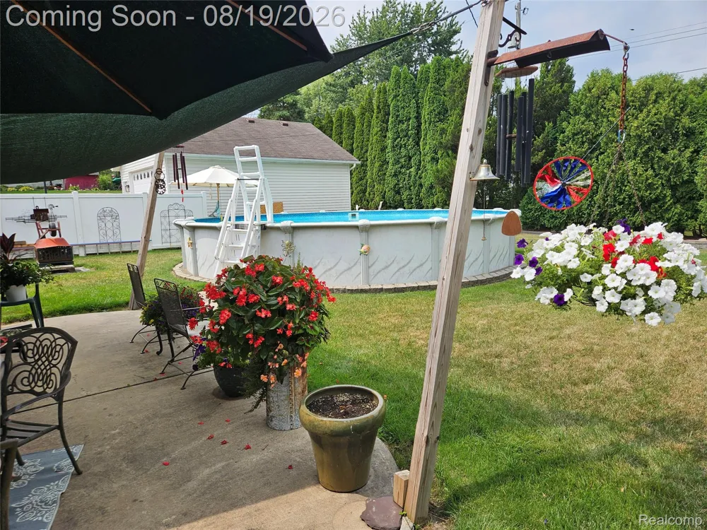 4090 Violet Avenue St Clair Township, MI 48079