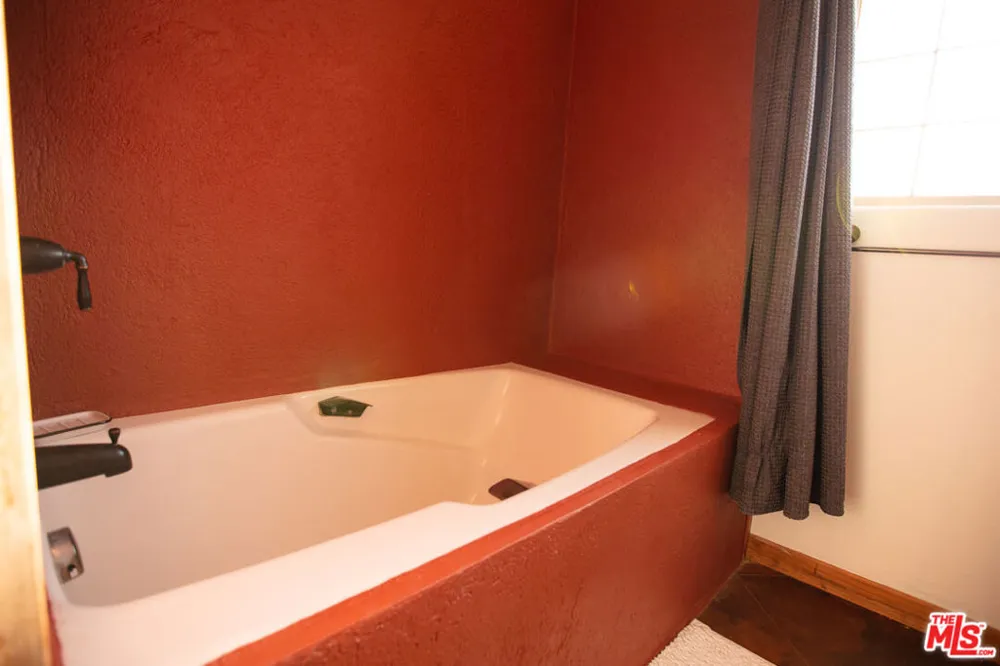 6767 California Avenue Joshua Tree, CA 92252