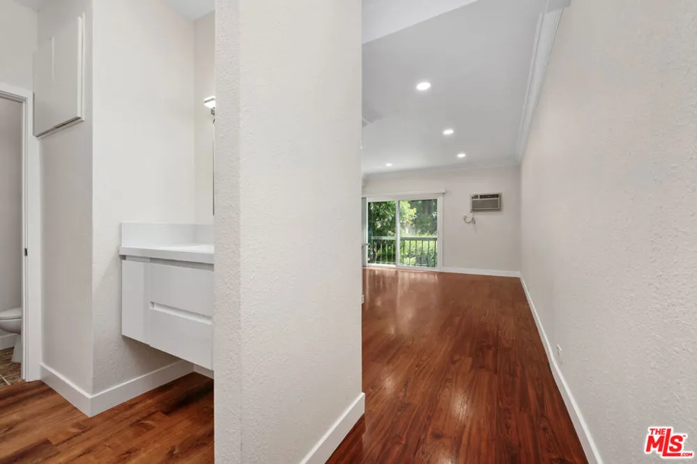 1440 Veteran Avenue #225 Los Angeles, CA 90024
