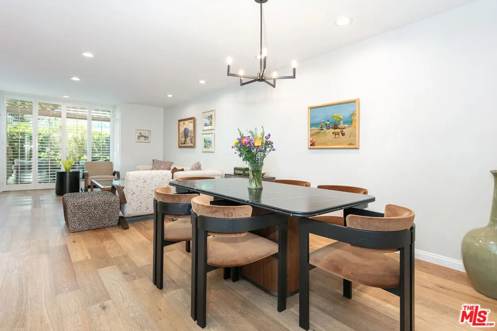 14101 Dickens Street #8 Los Angeles, CA 91423