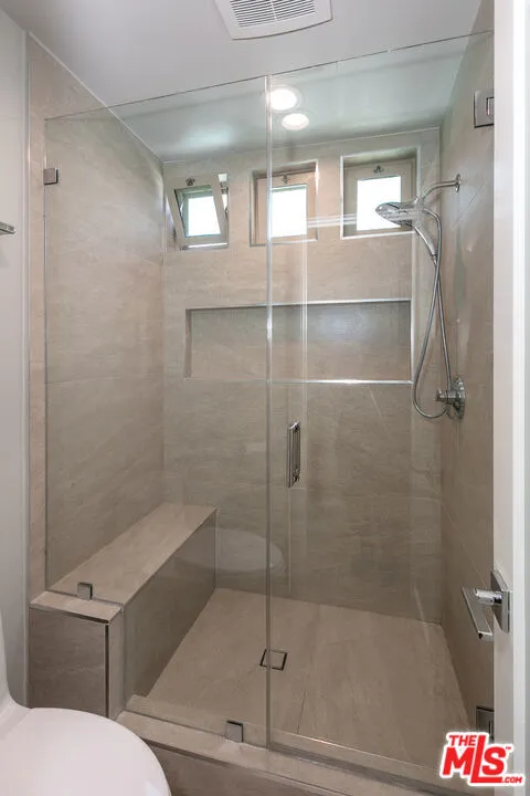 14101 Dickens Street #8 Los Angeles, CA 91423