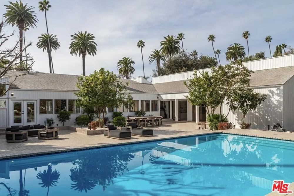 624 Beverly Drive Beverly Hills, CA 90210