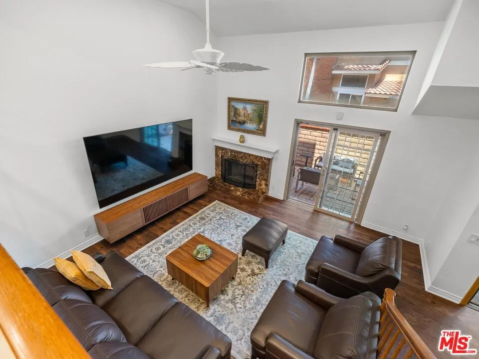 7825 Seaglen Drive Huntington Beach, CA 92648